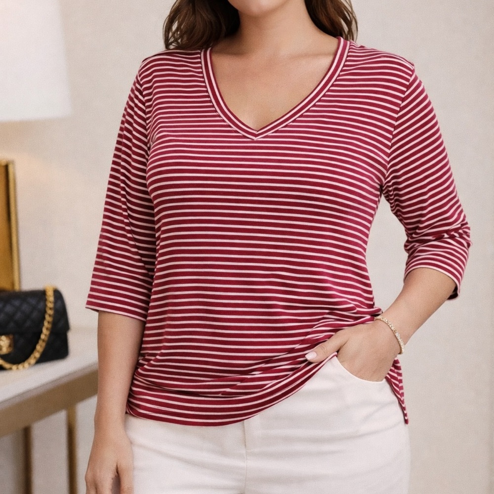 Mix by 41 Hawthorn M Burgundy White Striped V-Neck Stretch Top - Size M